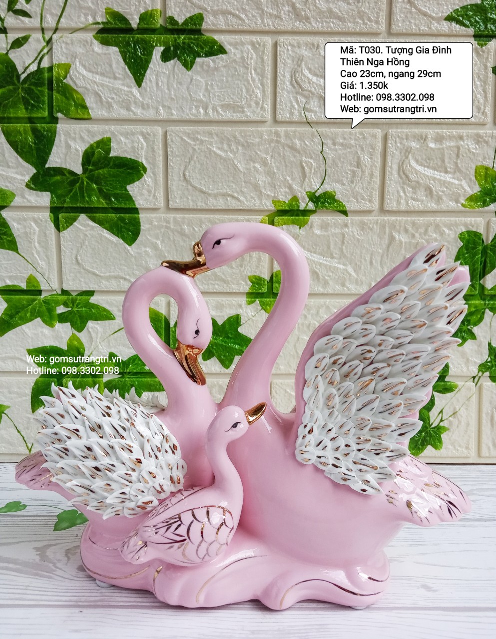 Tượng Gia Đình Thiên Nga cốt sứ hồng - quà tặng độc đáo - sản phẩm gốm sứ cao cấp